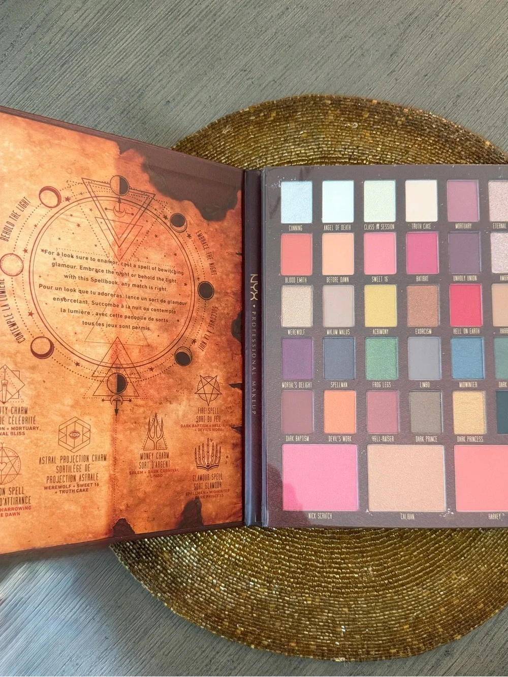NYX x Netflix Chilling Adventures of Sabrina Spellbook Palette NEW